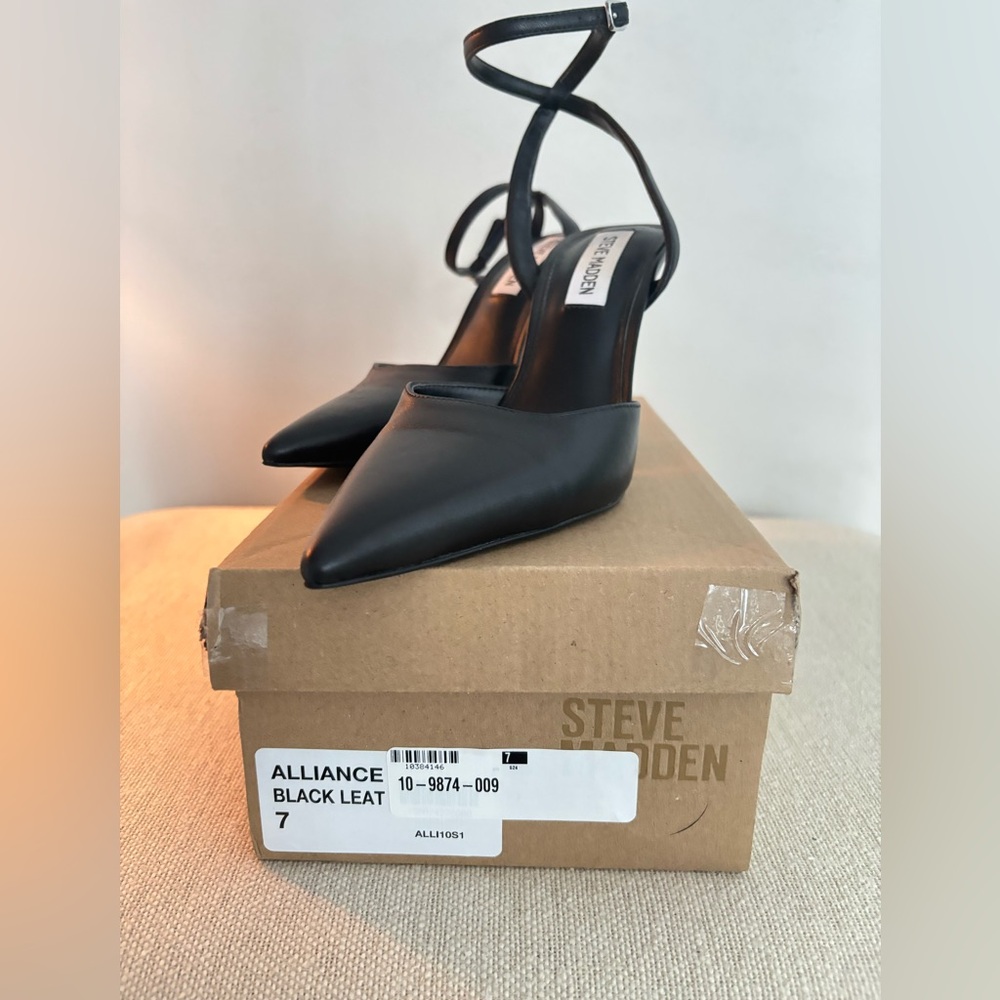 Steve Madden Black Leather Heels with Ankle Strap